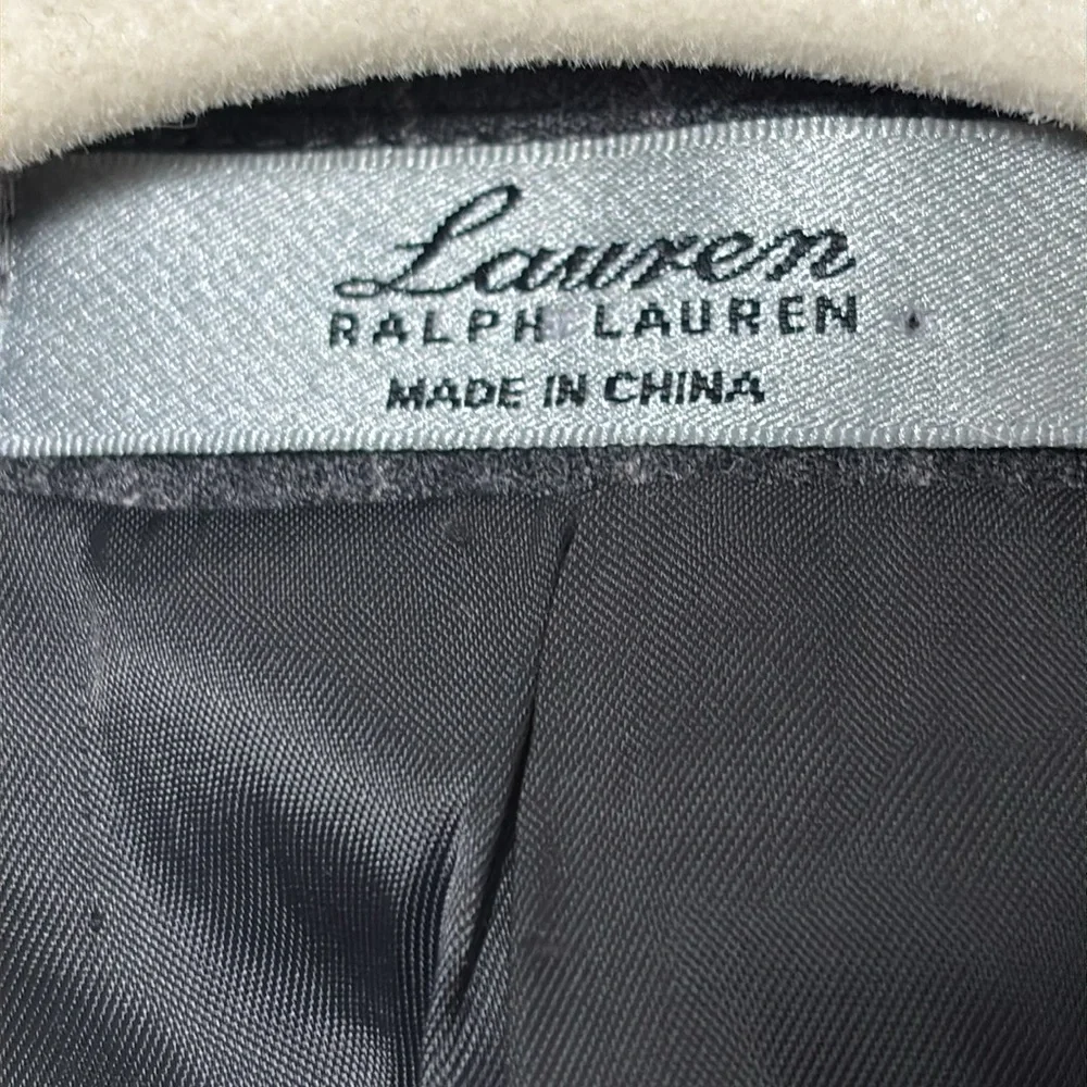 LAUREN Ralph Lauren wool cashmere gray pinstripe blazer size 46 R sports coat